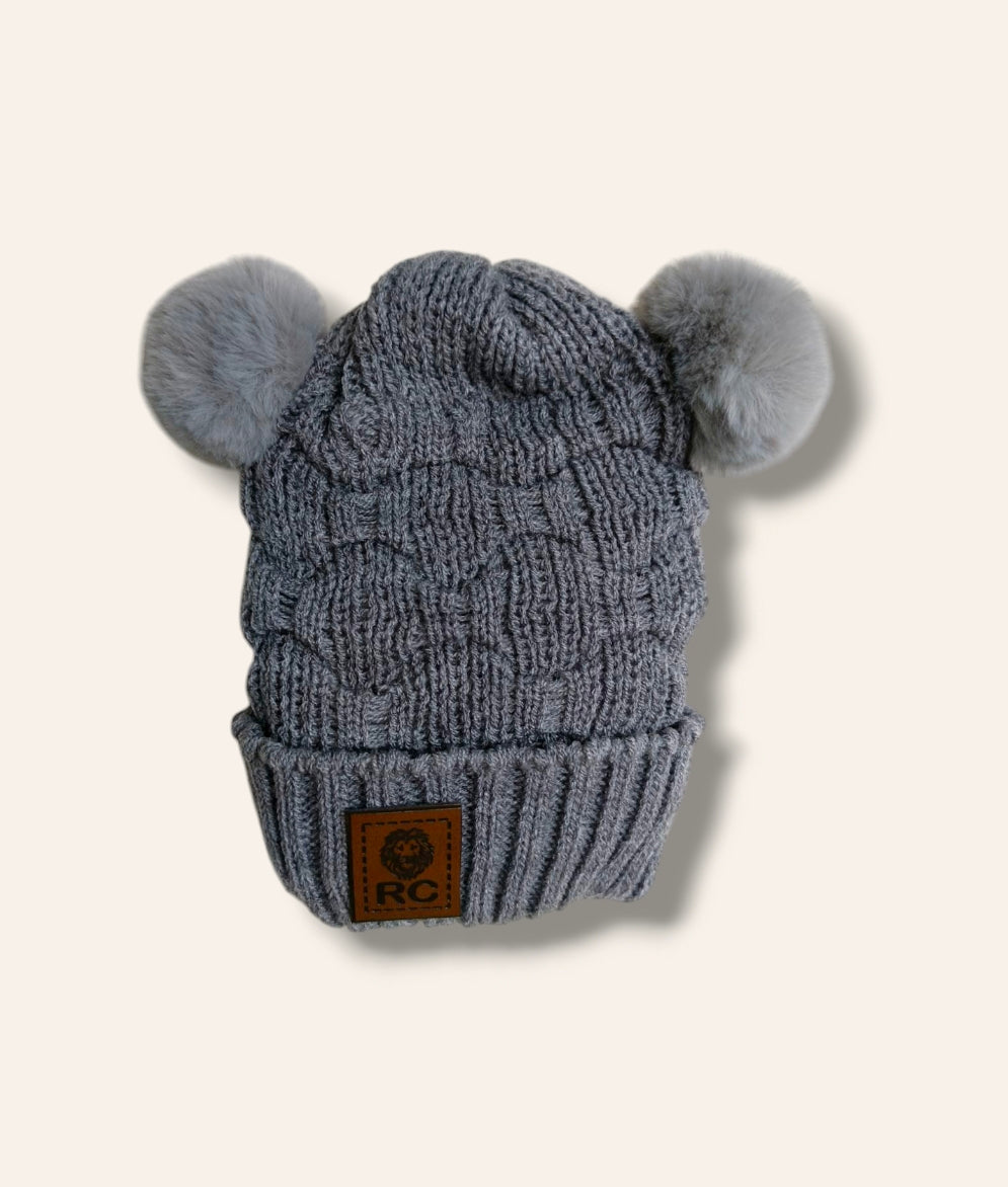Gorro pequeño pompón GF002