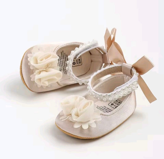 Zapatos bailarinas flor doradas