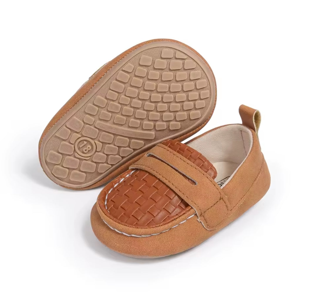 Zapatos Mocasin café