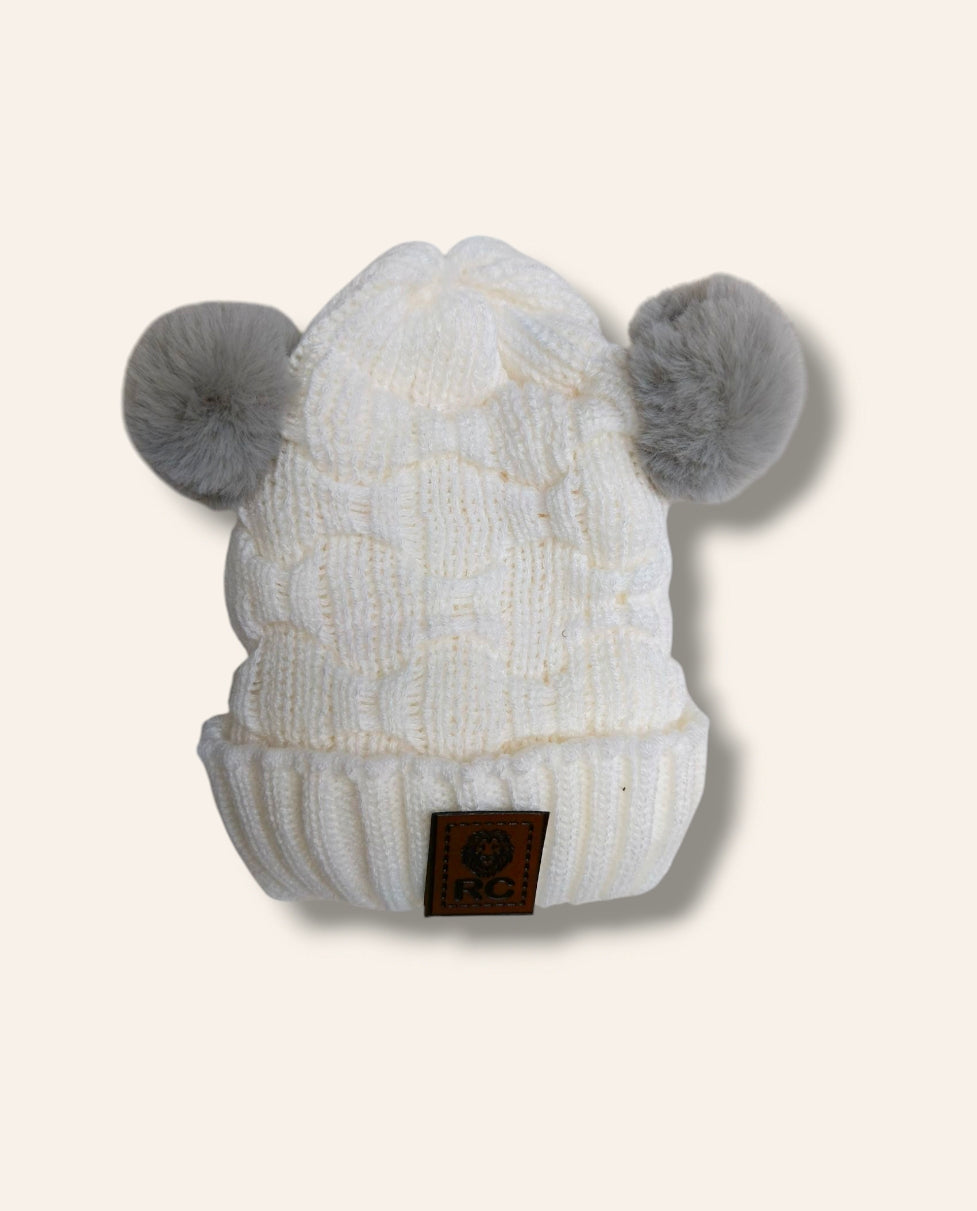Gorro pequeño pompón GF002