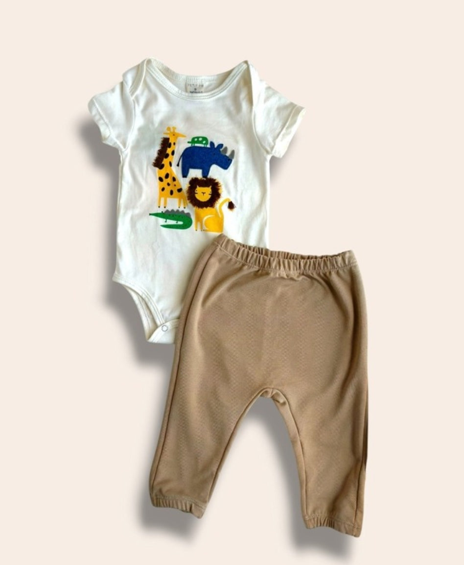Conjunto 9-12 meses CB109
